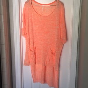 Free People Light Bright Loose Knit Tangerine Colored Sweater Size M EUC